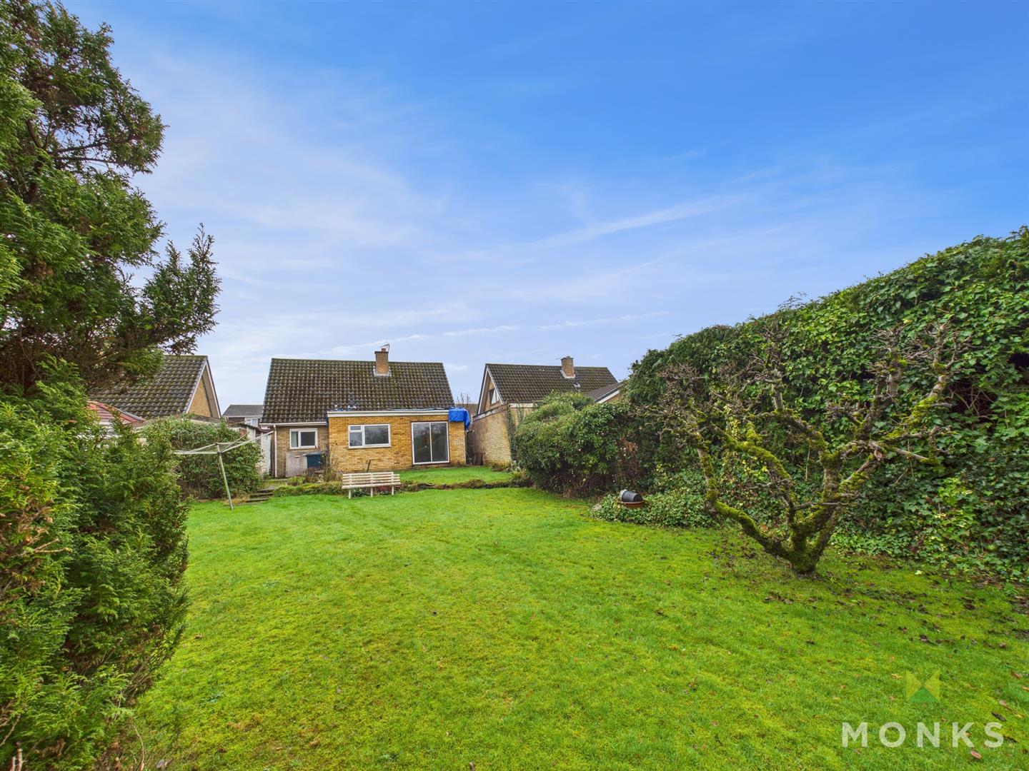 15 Portland Crescent, Shrewsbury, SY2 5NH SSTC